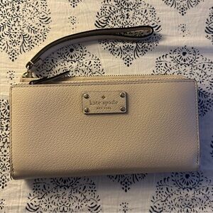Kate Spade Beige Wristlet Clutch
